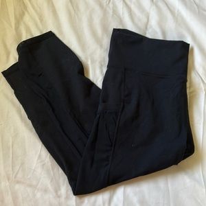 Fabletics - Power Hold- Black Capri